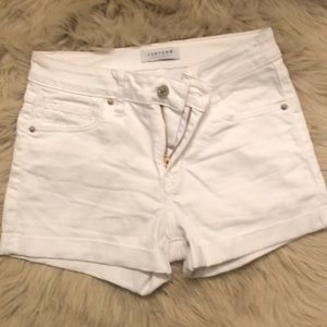 Lizard thicket White denim short